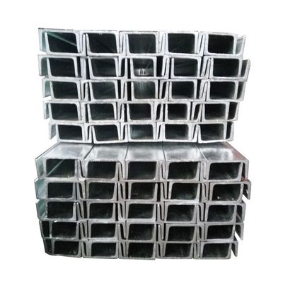 JIS ASTM GB BS EN DIN Standard U Section Steel Channel Dimensions με υπηρεσία τρύπησης σε προσιτή τιμή